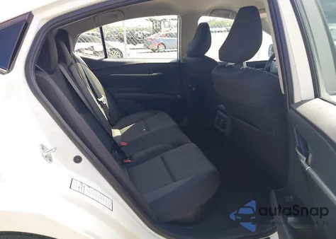 2025 Toyota Camry Xse z USA, uszkodzony, nr VIN 4T1DAACK3SU028836